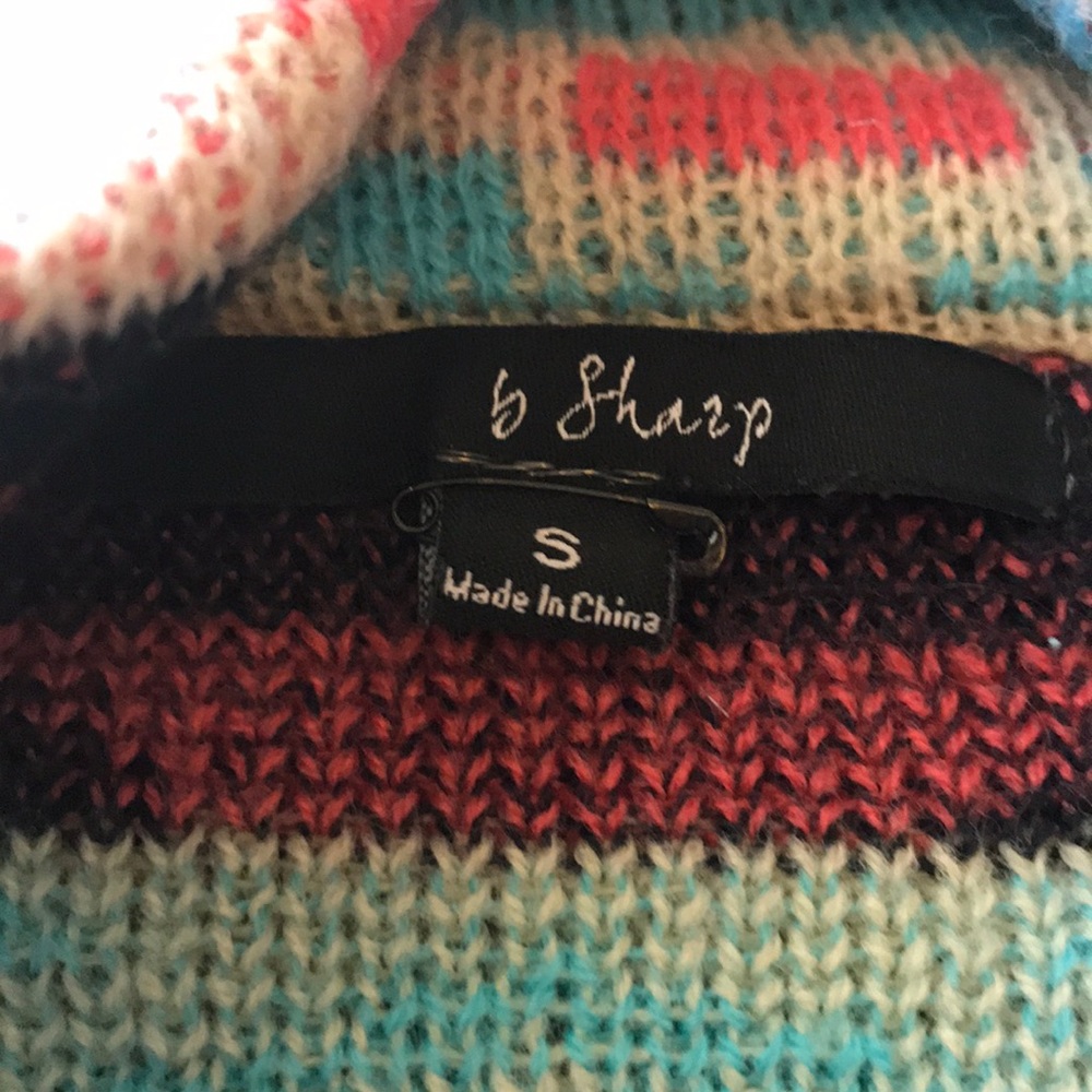 Aztec Cardigan - Picture 2 of 5